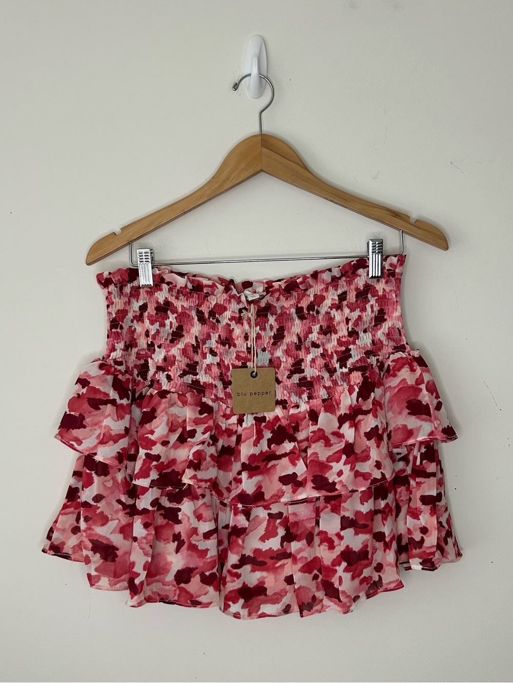Blu Pepper Pink Watercolor Print Tiered Ruffle Skort Size Large NWT